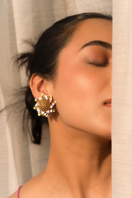 Chamanti Studs