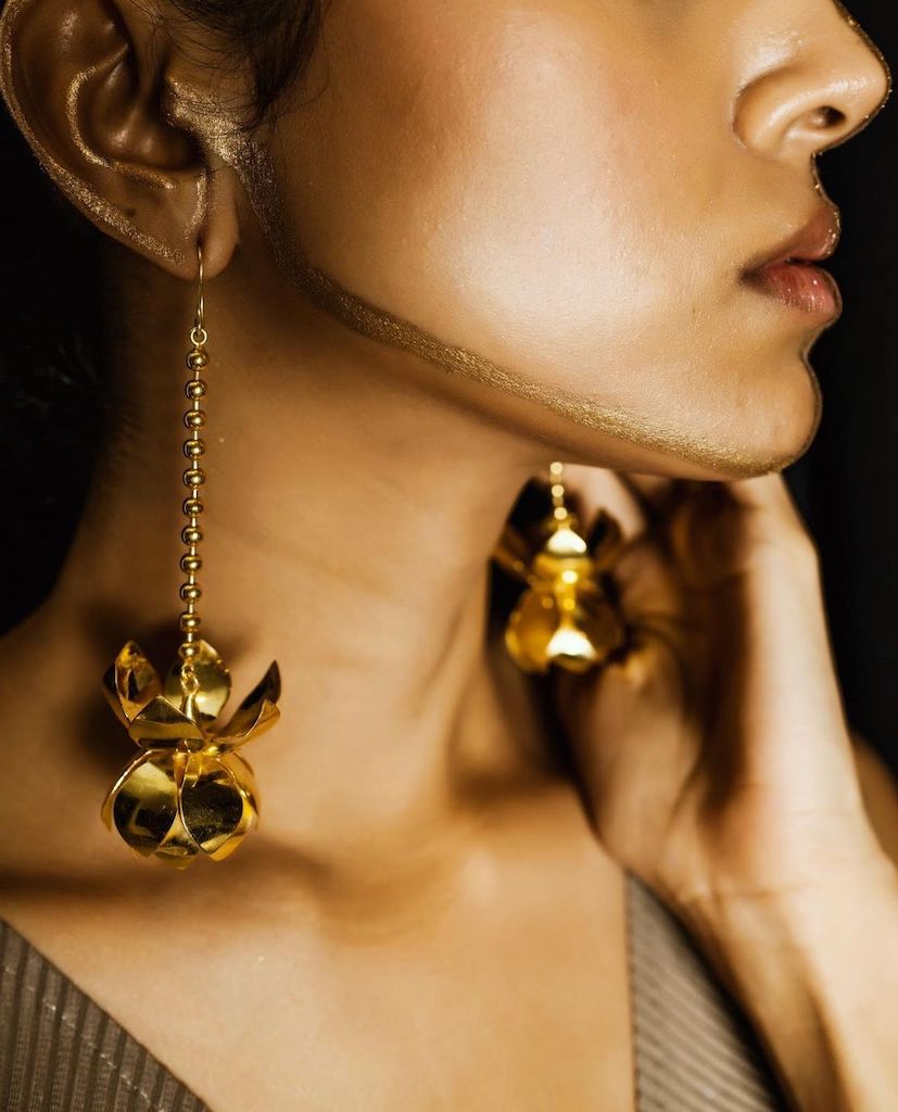 Diya eardanglers freeshipping - Ridhi Asrani